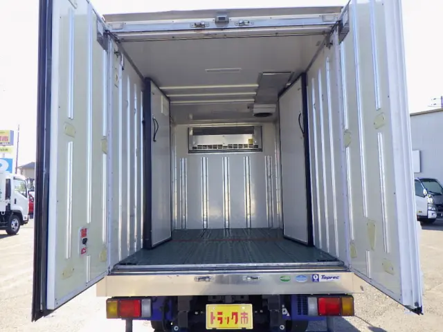 いすゞ エルフ TRG-NLR85AN(2WD)の写真8