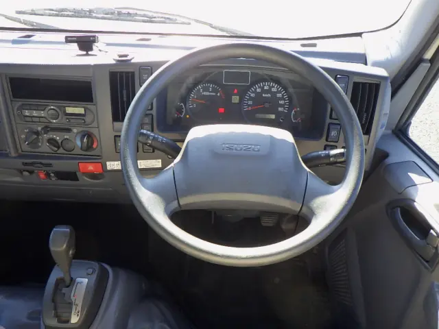 いすゞ エルフ TRG-NLR85AN(2WD)の写真14