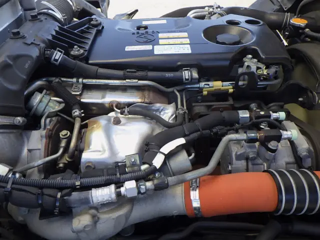 いすゞ エルフ TRG-NLR85AN(2WD)の写真23