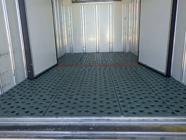 いすゞ エルフ TRG-NLR85AN(2WD)の写真29