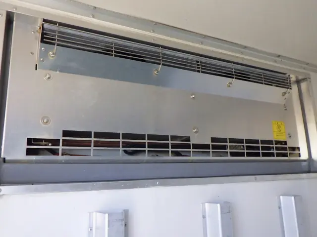 いすゞ エルフ TRG-NLR85AN(2WD)の写真30