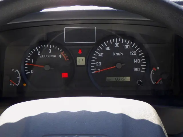 いすゞ エルフ TRG-NLR85AN(2WD)の写真49