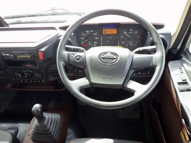 日野 レンジャー 2KG-FC2ABA(2WD)の写真17