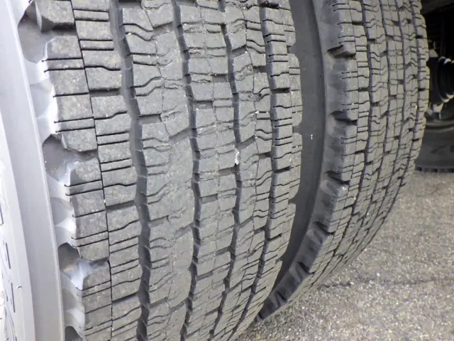 日野 レンジャー 2KG-FC2ABA(2WD)の写真24