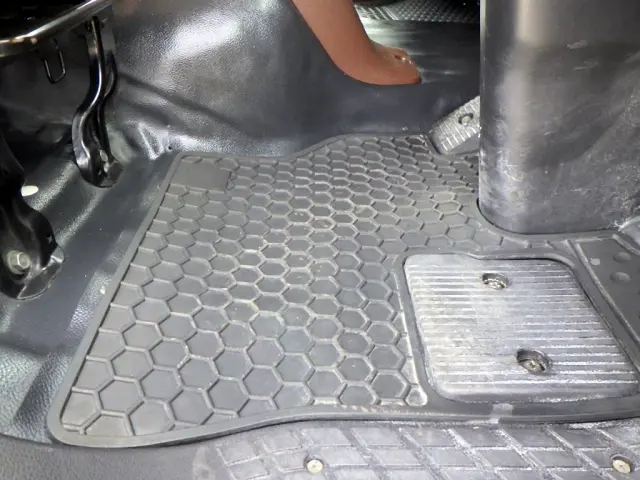 日野 レンジャー 2KG-FC2ABA(2WD)の写真43