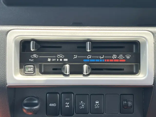 ダイハツ ハイゼットトラック EBD-S510P(4WD)の写真20