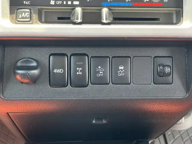 ダイハツ ハイゼットトラック EBD-S510P(4WD)の写真21