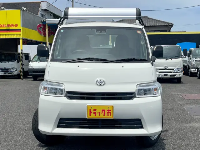トヨタ タウンエーストラック 5BF-S403U(2WD)の写真2
