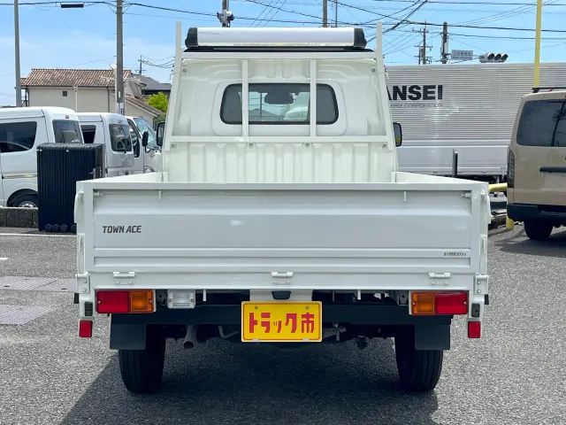 トヨタ タウンエーストラック 5BF-S403U(2WD)の写真5