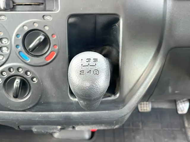 トヨタ タウンエーストラック 5BF-S403U(2WD)の写真18