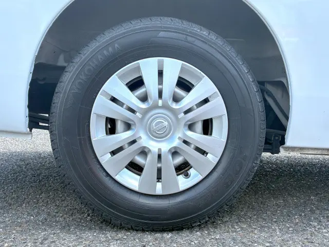 いすゞ コモ CBF-JVR2E26(2WD)の写真38