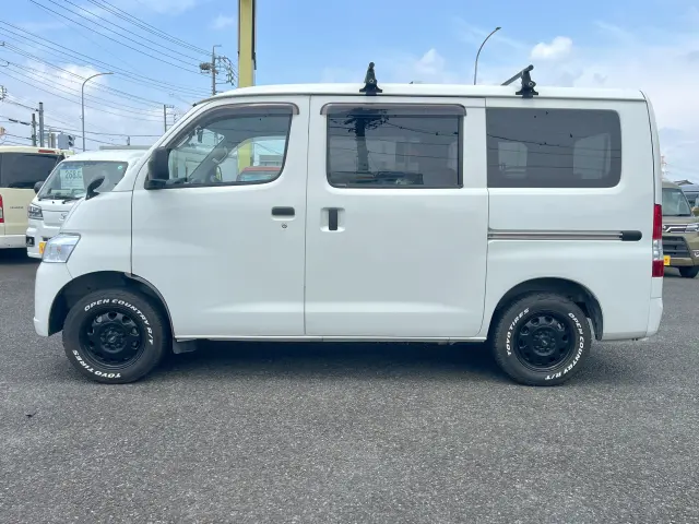 トヨタ タウンエースバン DBF-S402M(2WD)の写真3
