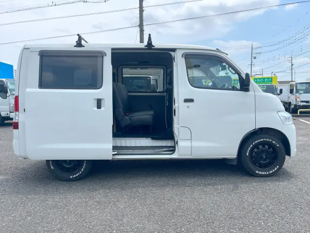 トヨタ タウンエースバン DBF-S402M(2WD)の写真6