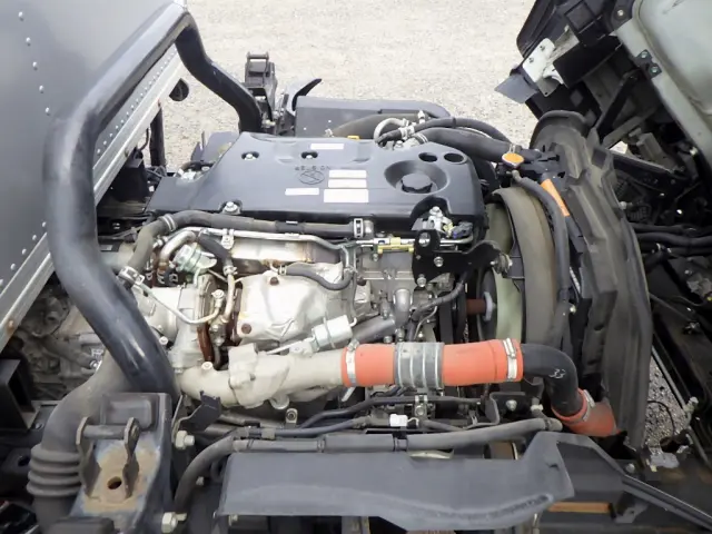 いすゞ エルフ TRG-NPR85AR(2WD)の写真38
