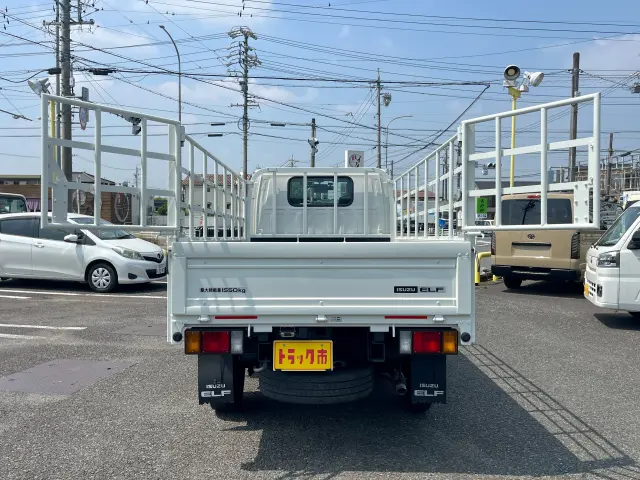 いすゞ エルフ 2RG-NHS88A(4WD)の写真7