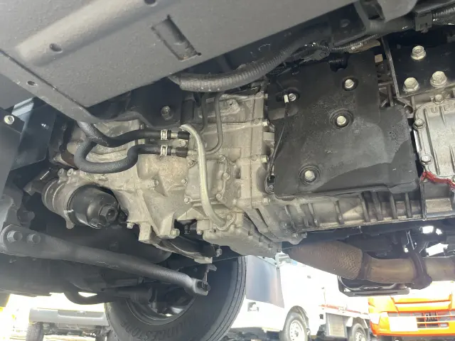いすゞ エルフ 2RG-NHS88A(4WD)の写真40