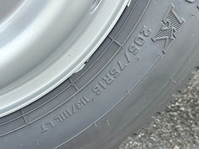 いすゞ エルフ 2RG-NHS88A(4WD)の写真47