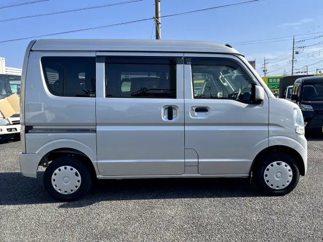 スズキ エブリイ HBD-DA17V(2WD)の写真6