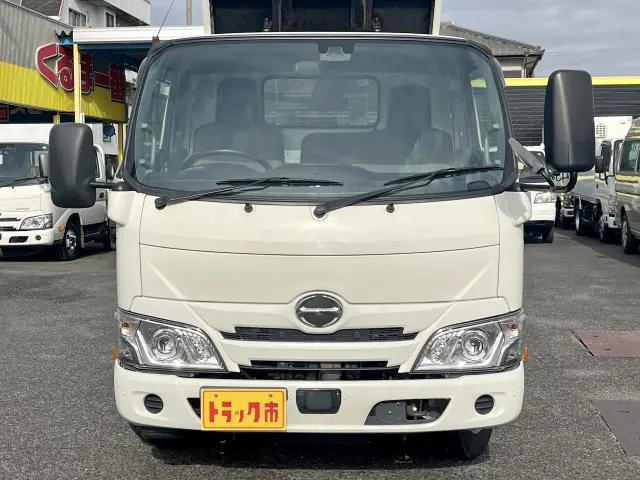 日野 デュトロ 2RG-XZC600T(2WD)の写真2