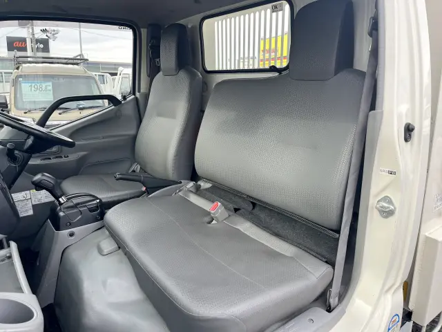 日野 デュトロ 2RG-XZC600T(2WD)の写真21