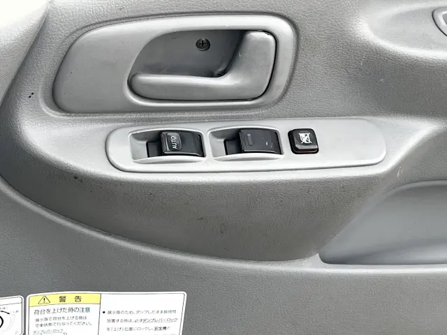 日野 デュトロ 2RG-XZC600T(2WD)の写真31