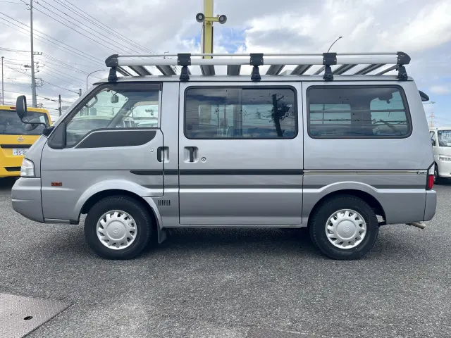 目立つキズや看板アトなどもなくキレイな状態を保ったおススメの1台☆会社のイメージや顧客からの信頼がグッと良くなりますよ♪|マツダ ボンゴバン DBF-SLP2M(4WD)の写真3