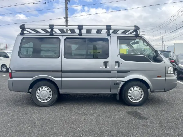 「軽バンでは小さいけど、ハイエースまではいらない」というあなたにピッタリの1台!いかがですか?|マツダ ボンゴバン DBF-SLP2M(4WD)の写真5