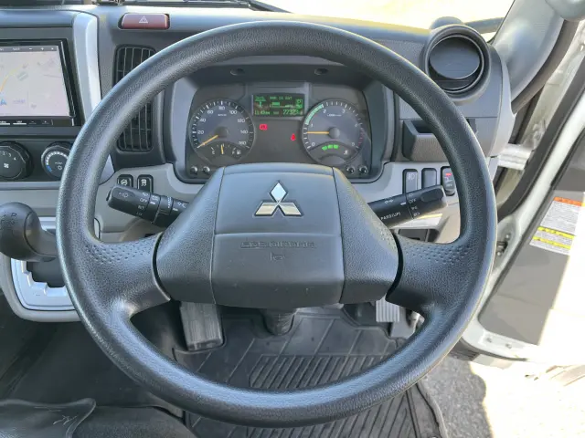 三菱 キャンター 2RG-FBA20(2WD)の写真21