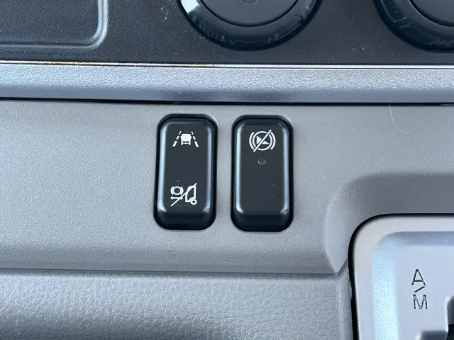 三菱 キャンター 2RG-FBA20(2WD)の写真28