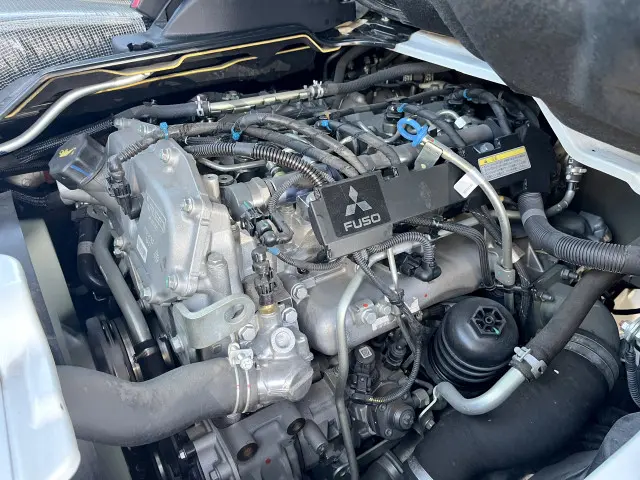 三菱 キャンター 2RG-FBA20(2WD)の写真35