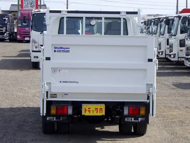 いすゞ エルフ TRG-NJR85A(2WD)の写真6