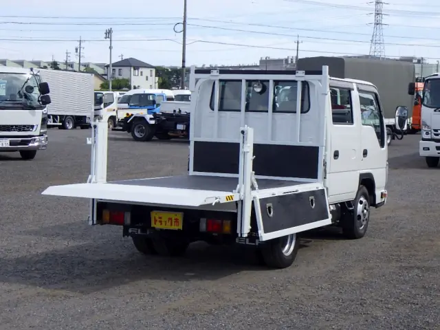 いすゞ エルフ TRG-NJR85A(2WD)の写真30