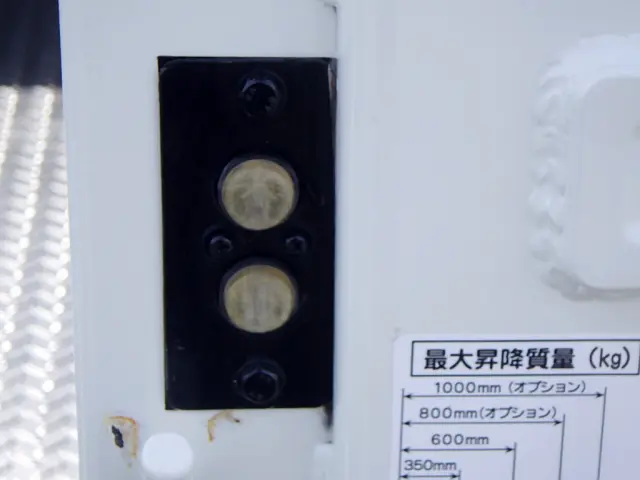 いすゞ エルフ TRG-NJR85A(2WD)の写真39