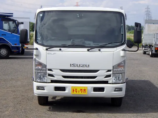 いすゞ エルフ 2RG-NPR88YN(2WD)の写真3