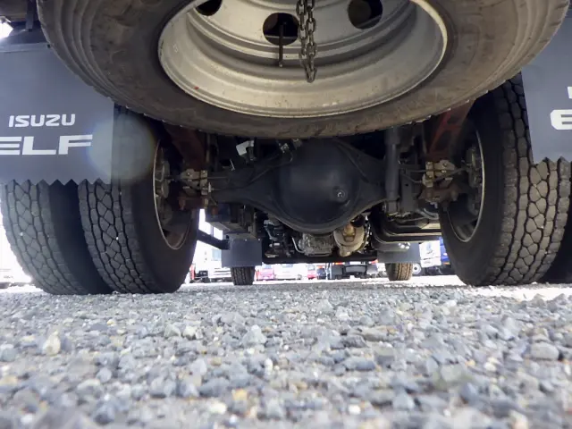 いすゞ エルフ 2RG-NPR88YN(2WD)の写真24