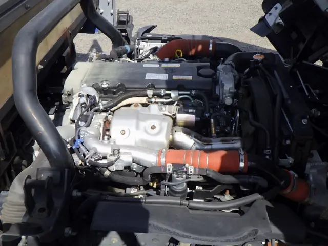 いすゞ エルフ 2RG-NPR88YN(2WD)の写真27