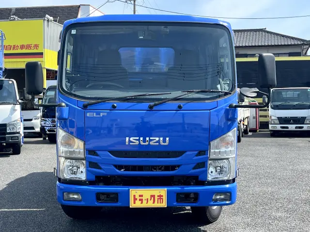 いすゞ エルフ 2RG-NMR88AN(2WD)の写真2