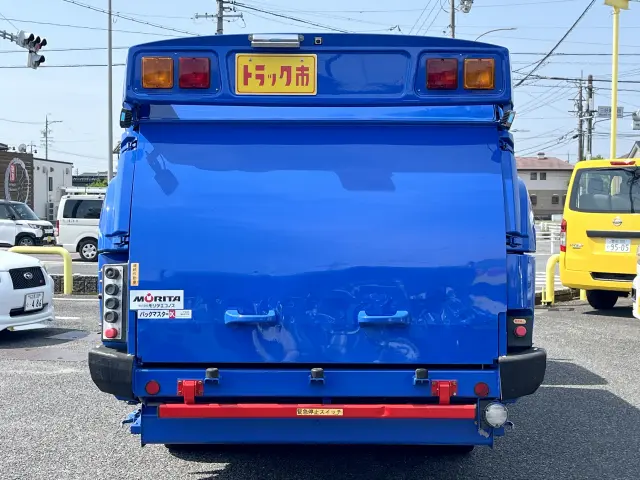 いすゞ エルフ 2RG-NMR88AN(2WD)の写真5