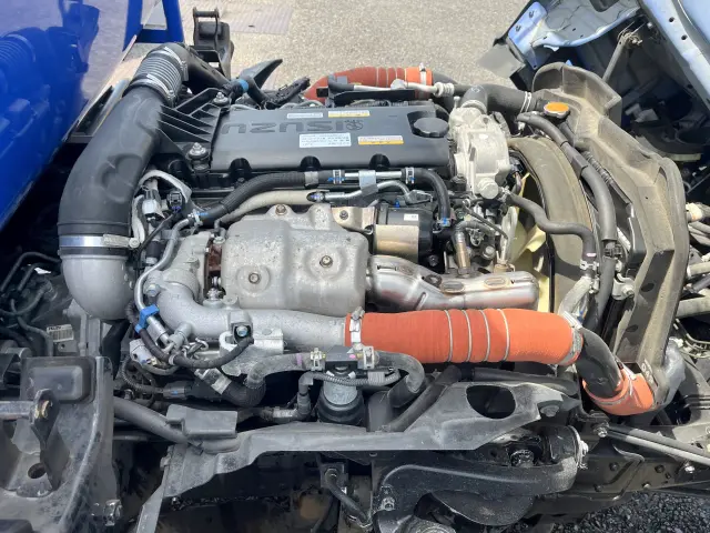 いすゞ エルフ 2RG-NMR88AN(2WD)の写真39