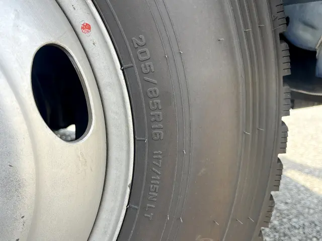 いすゞ エルフ 2RG-NMR88AN(2WD)の写真46