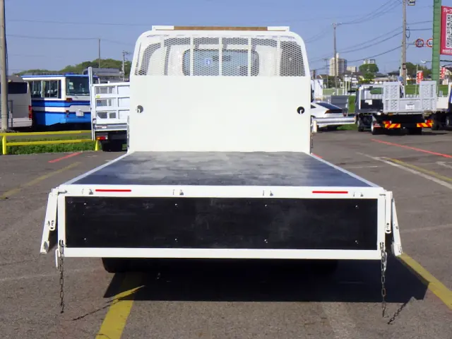 いすゞ エルフ 2RG-NNR88AR(2WD)の写真7