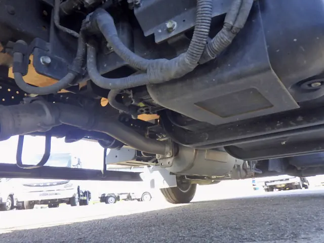 いすゞ エルフ 2RG-NNR88AR(2WD)の写真29