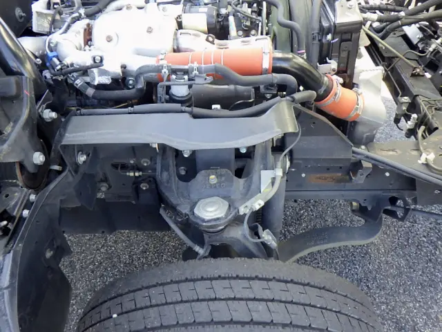 いすゞ エルフ 2RG-NNR88AR(2WD)の写真36