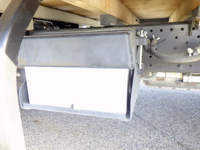 いすゞ エルフ 2RG-NNR88AR(2WD)の写真43