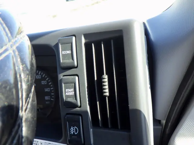 いすゞ フォワード TKG-FRR90T2(2WD)の写真20