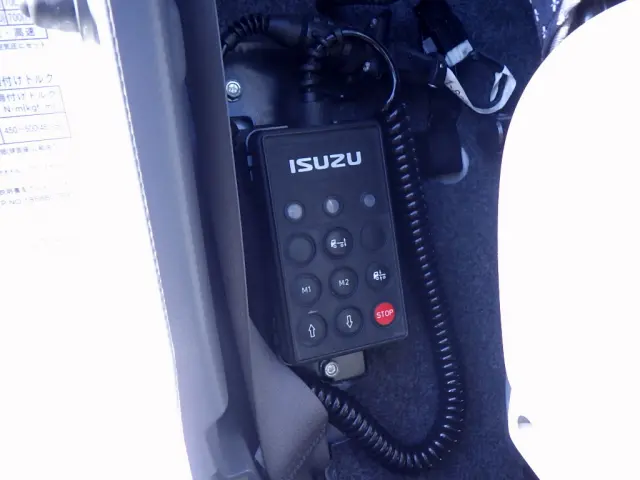 いすゞ フォワード TKG-FRR90T2(2WD)の写真22