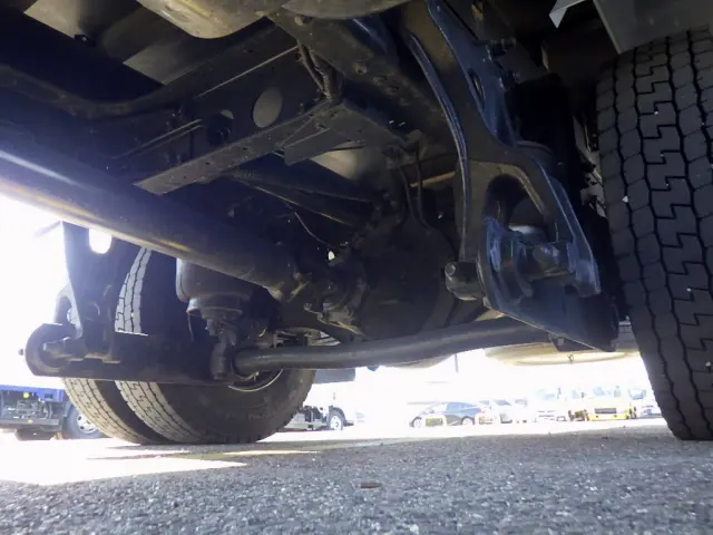 いすゞ フォワード TKG-FRR90T2(2WD)の写真25