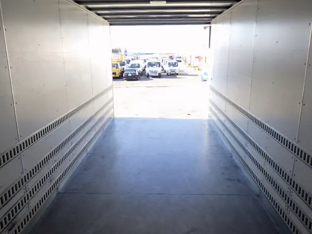 いすゞ フォワード TKG-FRR90T2(2WD)の写真39