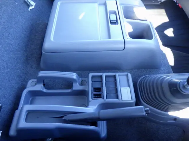 いすゞ フォワード TKG-FRR90T2(2WD)の写真48