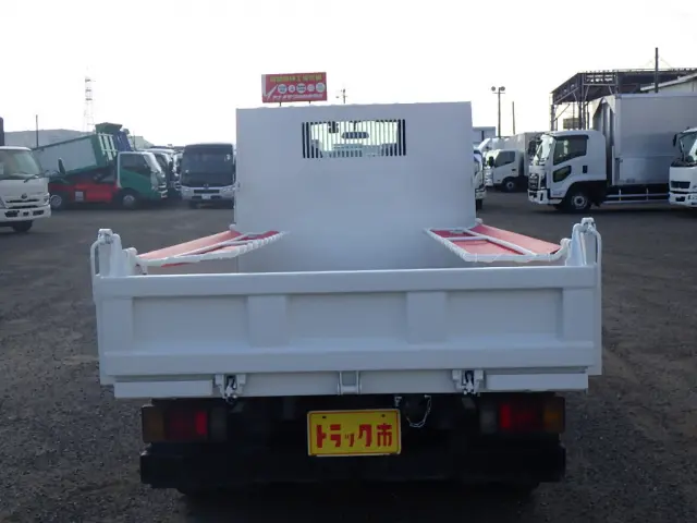 いすゞ エルフ TDG-NKS85AD(4WD)の写真6